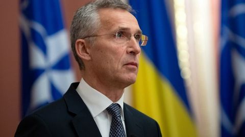 Америкалик сиёсатчи НАТО бош котибини 30 йилга қамашга чақирди