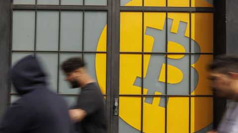 Bitkoin yaralganiga 14 yil bo&lsquo;ldi: kriptovalyuta narxi FTX bankrot bo&lsquo;lgandan beri birinchi marta 19 ming dollardan oshdi