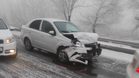 Бухорода 3 та машина иштирокида ЙТҲ содир бўлди (видео)