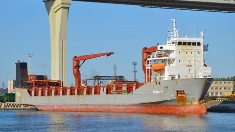 Rossiya kemasi Janubiy Afrikaga yashirincha qurol-yarog‘ yetkazib berdi — OAV