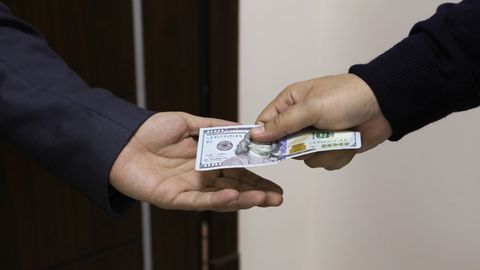 Тошкентда қайси соҳа ходимлари коррупция бўйича энг кўп жиноий жавобгарликка тортилгани маълум қилинди
