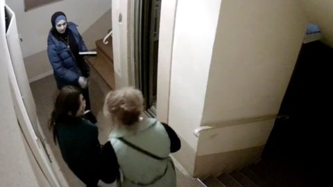 Toshkentda soxta SES xodimlari dori sotmoqda (video)