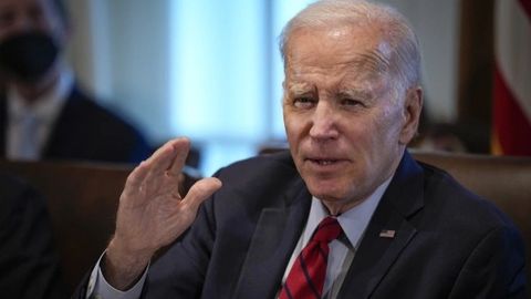 Байден Украинадаги низо «кескин палла»да турганини айтди