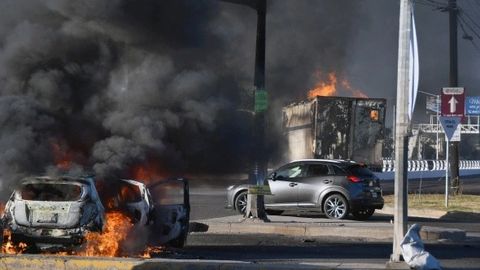 Мексикада наркобарон Эль Чапонинг ўғли ҳибсга олинганидан кейин тартибсизликлар бошланди (видео)