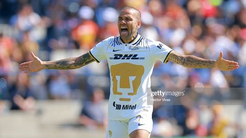 Dani Alves 23 yoshli qizga jinsiy zo‘ravonlik qilishda gumonlanmoqda