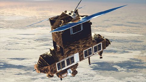 NASA Ерга «ўлик» сунъий йўлдош қулаши ҳақида огоҳлантирди