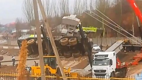 Tog&lsquo;-kon, geologiya va sanoat xavfsizligini nazorat qilish inspeksiyasi Toshkent viloyatida qurilish krani ag&lsquo;darilib ketgani bo&lsquo;yicha ma&rsquo;lumot berdi