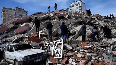 Earthquake Rescue Efforts Continue As Death Toll Rises&nbsp;