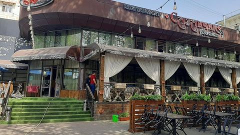 Здание, где расположены&nbsp;&laquo;Сазанчик&raquo; и &laquo;Океан&raquo;, продали за десятки миллиардов сумов&nbsp;
