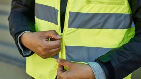 Ўзбекистонда пиёдалар учун сариқ жилетлардан фойдаланиш тартиби жорий этилиши рад қилинди 