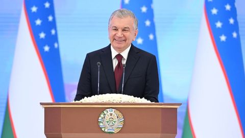 Президент страны выступил с поздравлением к 8 марта