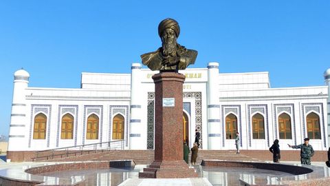 В Хорезмской области вспомнили о наследии туркменского поэта Махтумкули