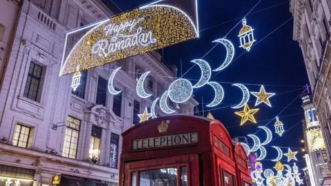 В центре Лондона впервые зажгли гирлянды в честь Рамадана