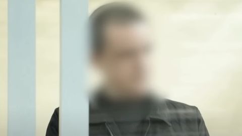 Toshkentda o&lsquo;z buvisini urib o&lsquo;ldirgan yigitga hukm o&lsquo;qildi (video)&nbsp;
