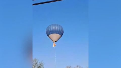В Мексике два человека сгорели заживо на водушном шаре (видео)&nbsp;