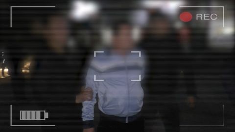 Namanganda IIB xodimiga 20 ming dollar pora taklif qilgan shaxs qo&lsquo;lga olindi (video)