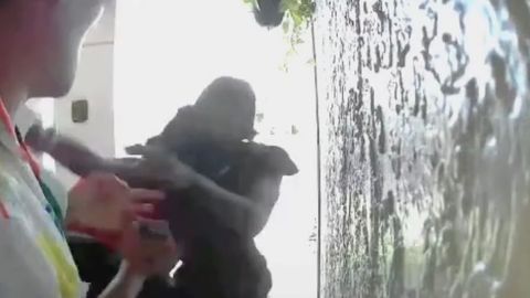 &ldquo;No one has seen this here&rdquo;: Kazakh guy gives a tough rebuff to armed bandits in U.S.