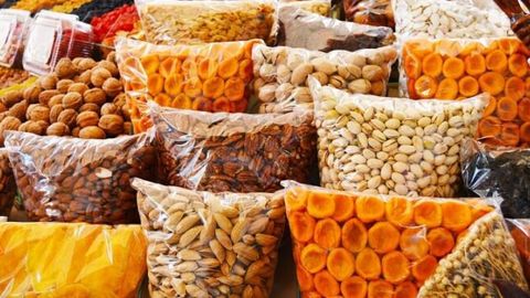 Afghans reportedly cannot afford to buy dried fruit (video)&nbsp;