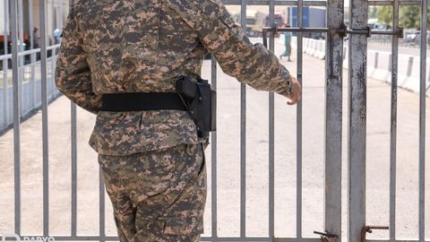 ДХХ Чегара қўшинлари ҳарбий хизматчисининг қонуний талабларини бажармасликка даъват қилганлик учун жавобгарлик белгиланди