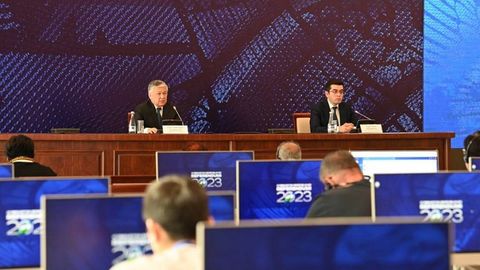Nearly 160,000 Uzbekistan's citizens residing abroad cast early ballots in Constitutional Referendum