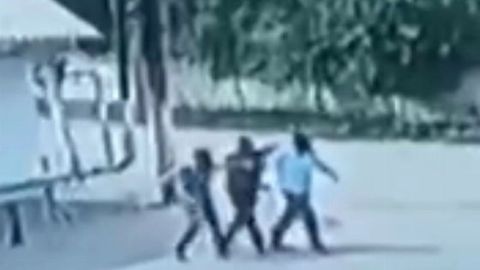 В Сурхандарье грузовик сбил пьяных пешеходов (видео)