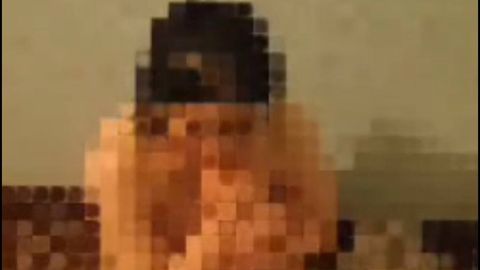 В Кашкадарье женщина раздела и избила любовницу мужа (видео)