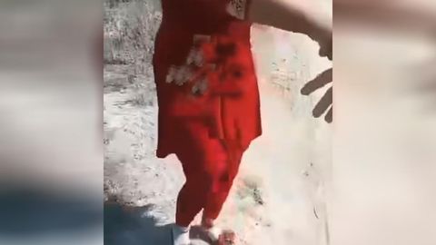 Buxorodagi cho&lsquo;lda 3 nafar erkak bir ayolga kuch ishlatib, uni jinsiy aloqa qilishga majburladi