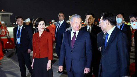 Президент Узбекистана прибыл в Сиань