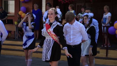 &ldquo;So&lsquo;nggi qo&lsquo;ng&lsquo;iroq&rdquo; tadbirlarida vals tushish taqiqlangani aytilgan xabarlar rad etildi&nbsp;