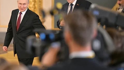 Lukashenko conveys his gratitude to Putin for his decision to deploy tactical nuclear weapons on territory of Belarus