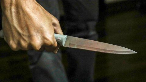 В Бухаре мужчина зарезал жену на почве ревности