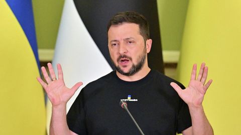 Zelenskiy Kanadaga o&lsquo;rmon yong&lsquo;inlarini o&lsquo;chirishda yordam taklif qildi