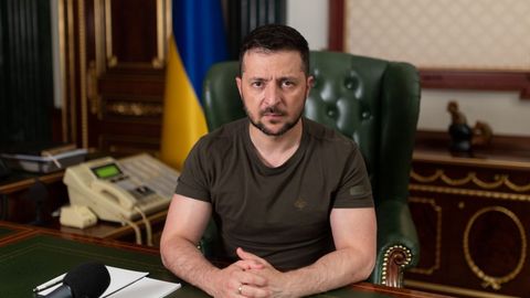 Zelenskiy G&lsquo;alaba kunini 8-mayga ko&lsquo;chirish haqidagi qonunni imzoladi