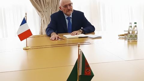 Newly appointed French Ambassador to Turkmenistan assumes duties