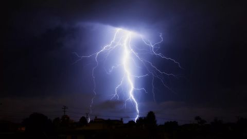 Андижонда 2 кишини чақмоқ урди. 17 ёшли йигит воқеа жойида вафот этди