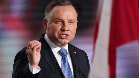 Polsha prezidenti Anjey Duda mamlakat armiyasini yuqori shay holatga keltirishni buyurdi