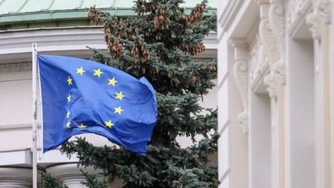 Европа Иттифоқи Украинага ҳарбий ёрдам фондини 3,5 миллиард еврога оширишни маъқуллади