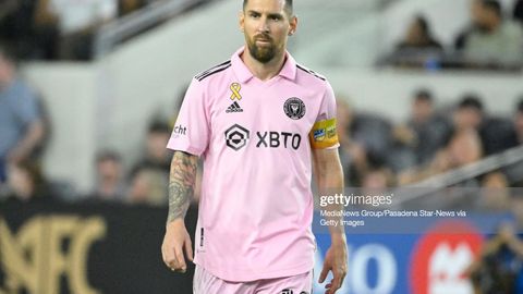 MLS chempionatidagi navbatdagi o&lsquo;yindan so&lsquo;ng maydonni tark etayotgan Lionel Messiga butilka uloqtirildi (video)