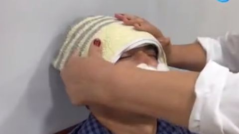 В Фергане гражданин избил сотрудника водоканала