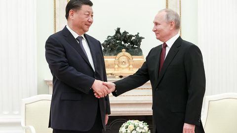 Владимир Путин Пекинда Си Цзиньпин билан учрашди