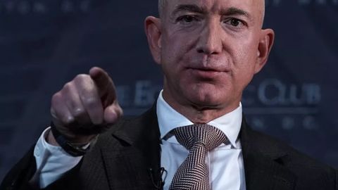 Vertolyot halokatidan omon qolgan, filmlarda rol o&lsquo;ynagan, koinotga uchgan dunyoning eng boy odami &mdash; milliarder Jeff Bezos haqida qiziqarli 6 ta fakt