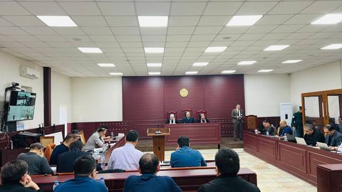 &ldquo;Dok-1 Maks&rdquo; sudida o&lsquo;zbekistonlik mansabdor Hindistonning yana 11 ta dori vositasini qayta ro&lsquo;yxatdan o&lsquo;tkazish uchun 88 ming dollar so&lsquo;ragani ma&rsquo;lum bo&lsquo;ldi&nbsp;