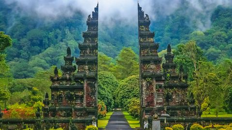 Bali declares state of emergency due to drought and fires