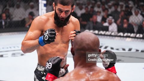 UFC 294. Hamzat Chimayev Kamaru Usmon ustidan g&lsquo;alaba qozondi