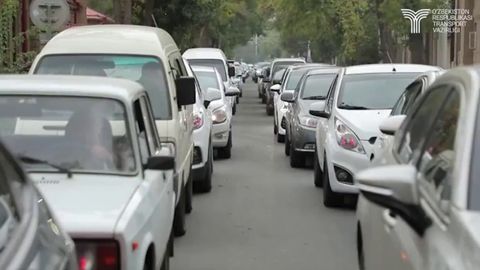 Транспорт вазирлиги Тошкентда кузатилган қатор тирбандликлар юзасидан изоҳ берди