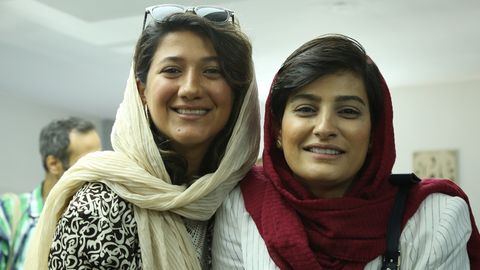 Two journalists sentenced to prison in Iran for reporting on death of Mahsa Amini
