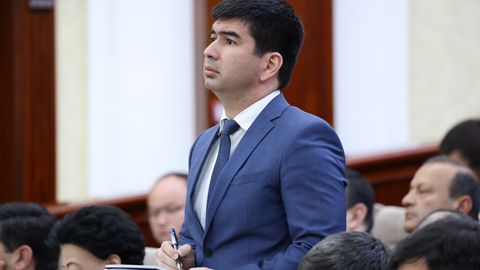 Қишлоқ хўжалиги вазири Азиз Воитов лавозимдан озод этилди 