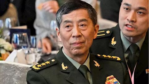 Хитойда мудофаа вазири лавозимидан четлаштирилди, молия вазири алмаштирилди