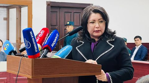 Vazirga &ldquo;Dok-1 Maks&rdquo; bilan bog&lsquo;liq voqealar sodir bo&lsquo;lishidan avval bolalarda buyrak yetishmovchiligi kuzatilgani haqidagi ma&rsquo;lumot berilgani, ammo vazirgacha yetib bormagani aytilmoqda