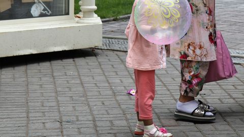 “Ўзбекистонда уч йилда 2 мингдан ортиқ киши ота-оналик ҳуқуқидан маҳрум қилинди” — адлия вазири ўринбосари